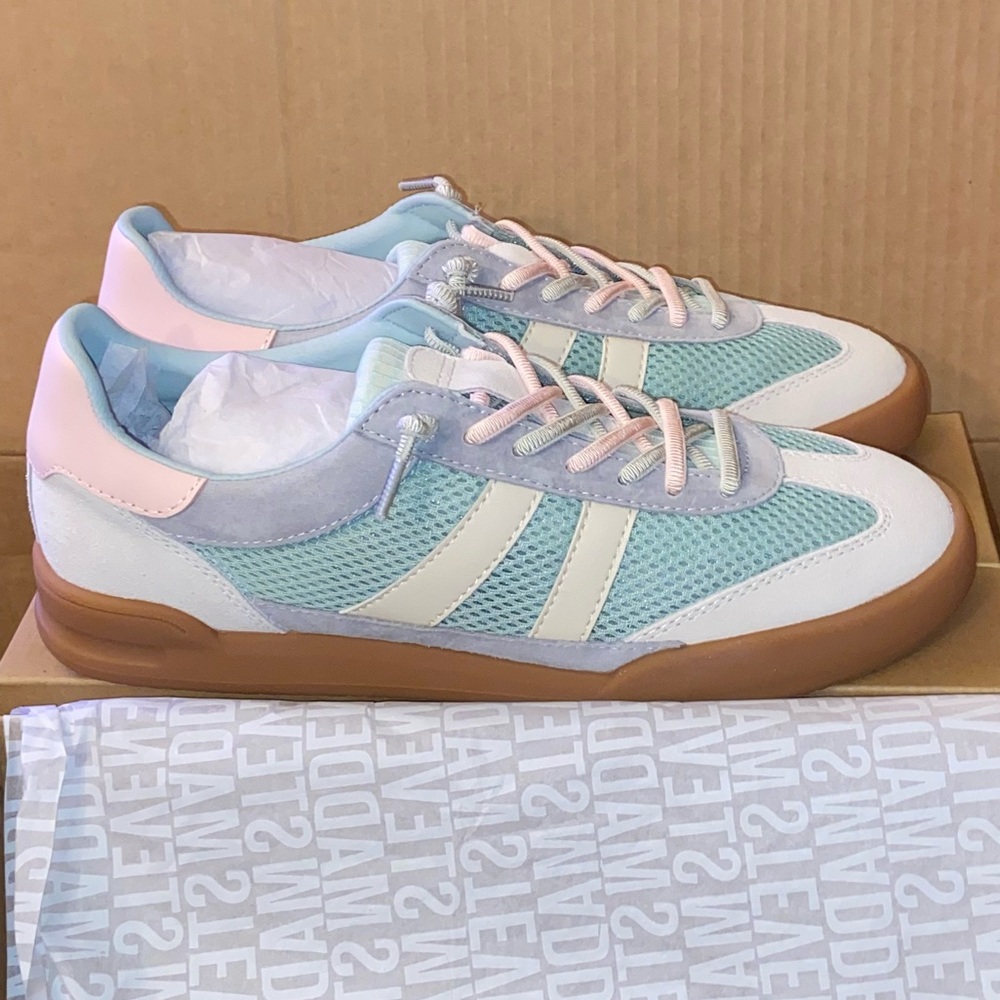Steve Madden Verdict Mesh Sneaker Turquoise Multi Sneaker - Women’s 8 NEW NIB - Picture 2 of 16